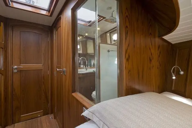 Yacht Cabin Twin