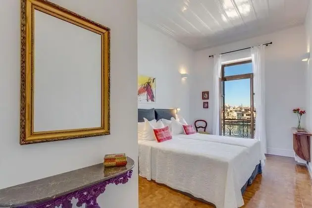 Apart Daire, Deniz Manzaralı