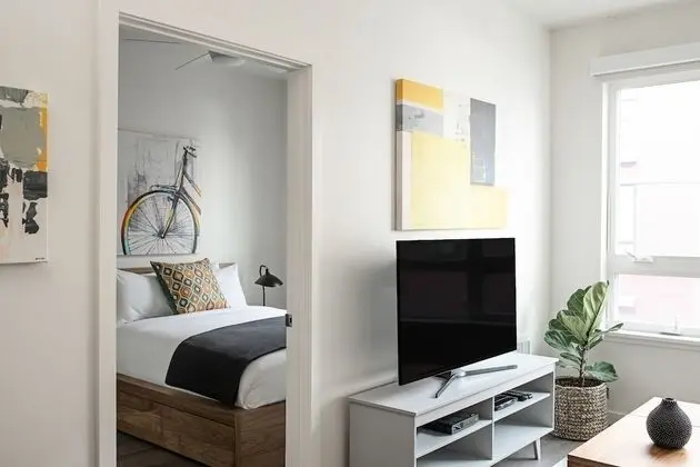 Executive Apart Daire, 1 Büyük (Queen) Boy Yatak, Mutfak, Kısmi Göl Manzaralı