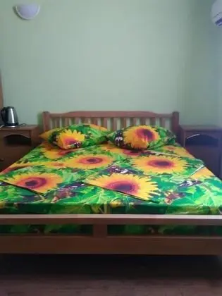 Deluxe Üç Kişilik Oda, Birden Çok Yatak, Avlu Manzaralı