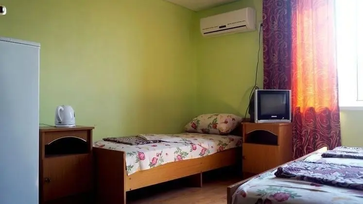 Deluxe Üç Kişilik Oda, Birden Çok Yatak, Avlu Manzaralı