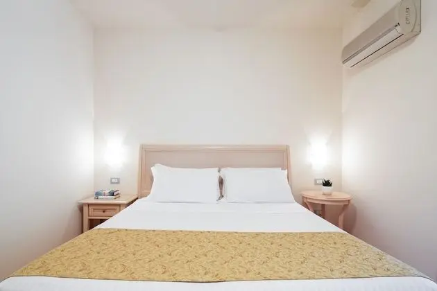 Classic Apart Daire, Bahçe Manzaralı