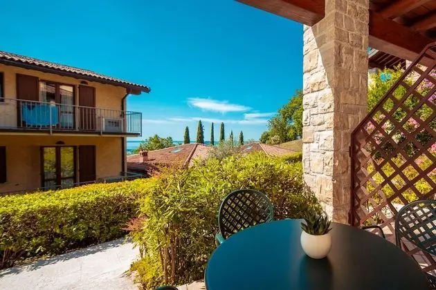Classic Apart Daire, Bahçe Manzaralı