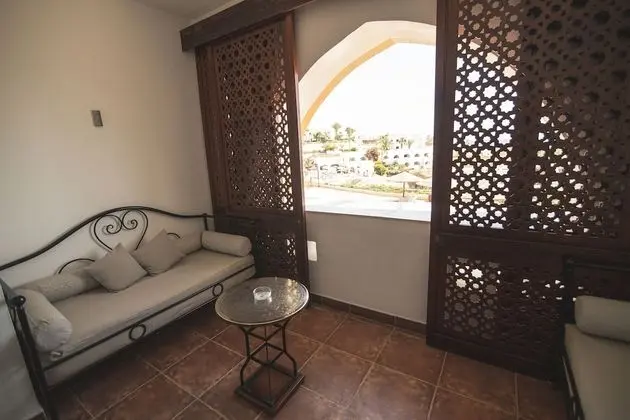 Prestige Deluxe Queen or Twin Room - Pool View