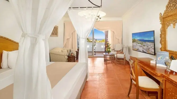 Prestige Deluxe Queen or Twin Room - Sea View