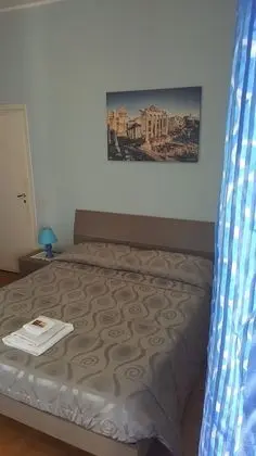 Deluxe Dört Kişilik Oda, Banyolu/Duşlu