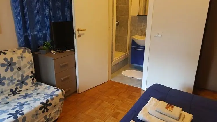 Deluxe Dört Kişilik Oda, Banyolu/Duşlu