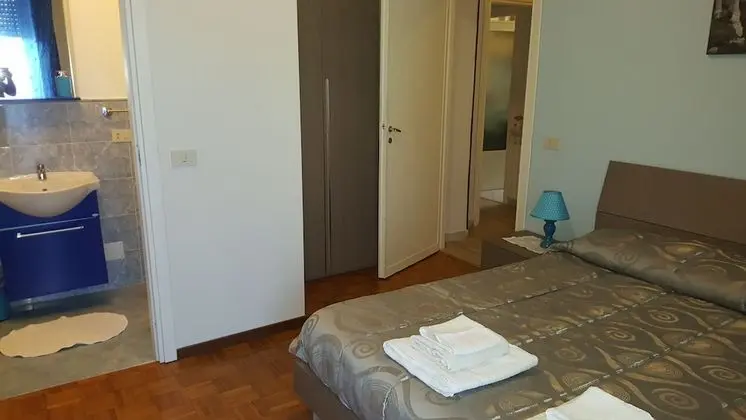 Deluxe Dört Kişilik Oda, Banyolu/Duşlu