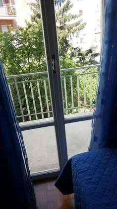 Deluxe Dört Kişilik Oda, Banyolu/Duşlu