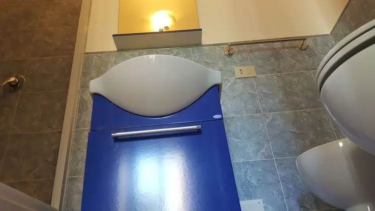 Deluxe Dört Kişilik Oda, Banyolu/Duşlu