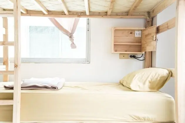 4 Bed Mixed Dormitory Room