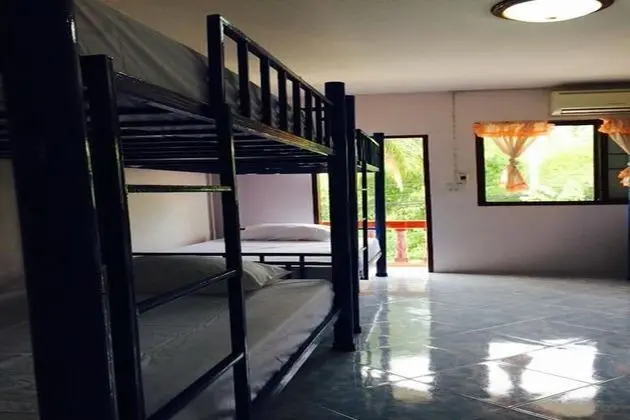 8-Bed Mixed Dormitory Room