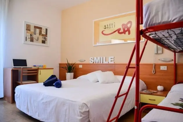 Family Oda (Economy, 2 Adults + 2 Children)