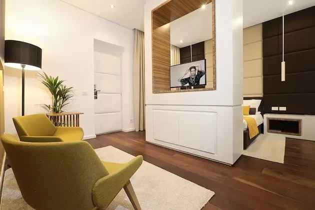 Deluxe Tek Büyük Yataklı Oda