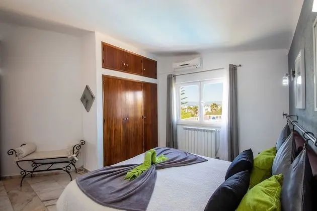 Villa, 4 Yatak Odası, Kişiye Özel Havuzlu, Deniz Manzaralı