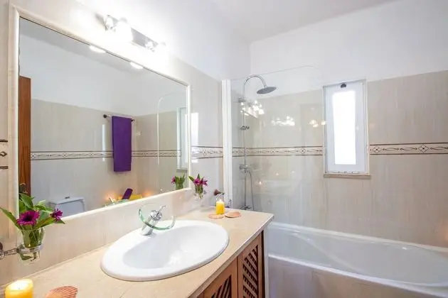 Villa, 4 Yatak Odası, Kişiye Özel Havuzlu, Deniz Manzaralı