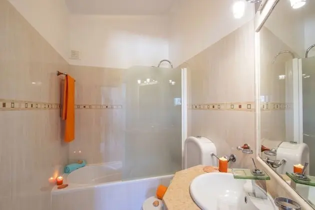 Villa, 4 Yatak Odası, Kişiye Özel Havuzlu, Deniz Manzaralı