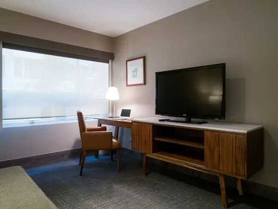 Master Suite, 2 Bedrooms