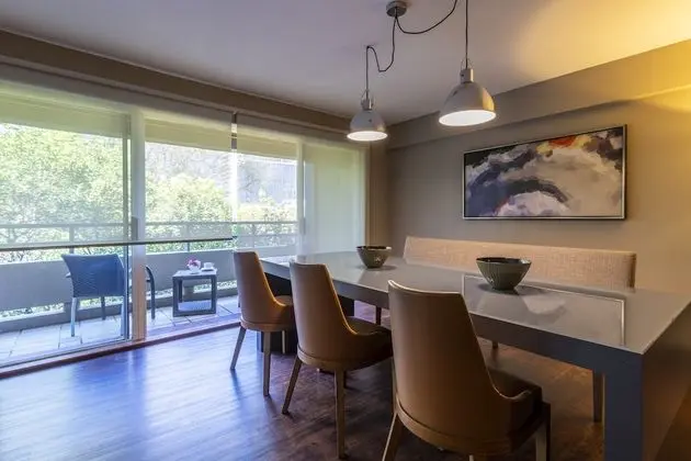 Master Suite, 2 Bedrooms
