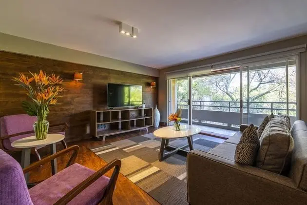 Master Suite, 2 Bedrooms