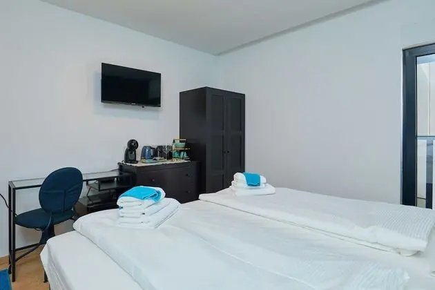 Comfort Tek Büyük veya İki Ayrı Yataklı Oda