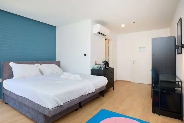 Superior Tek Büyük veya İki Ayrı Yataklı Oda