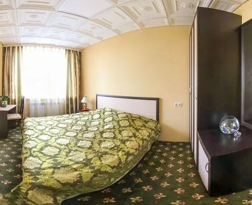 Standard Tek Büyük Yataklı Oda