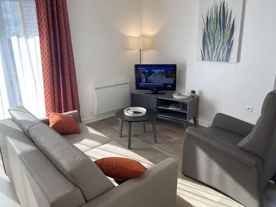 Apart Daire, Engellilere Uygun, Banyolu/Duşlu (T2)