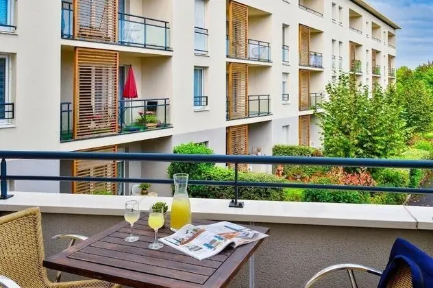 Apart Daire, Engellilere Uygun, Banyolu/Duşlu (T3)