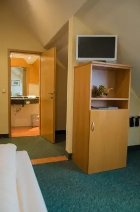 Tek Büyük veya İki Ayrı Yataklı Oda