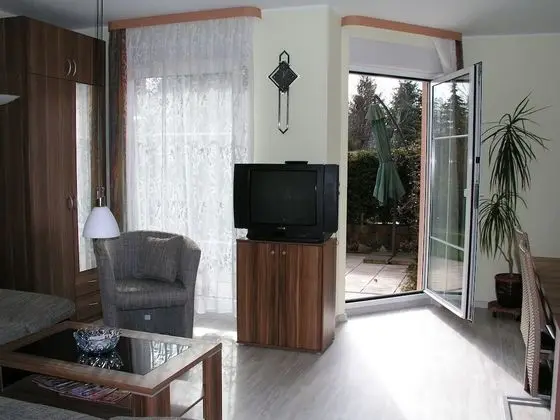 Apart Daire, Banyolu/Duşlu, Bahçe Manzaralı (mit Terrasse )