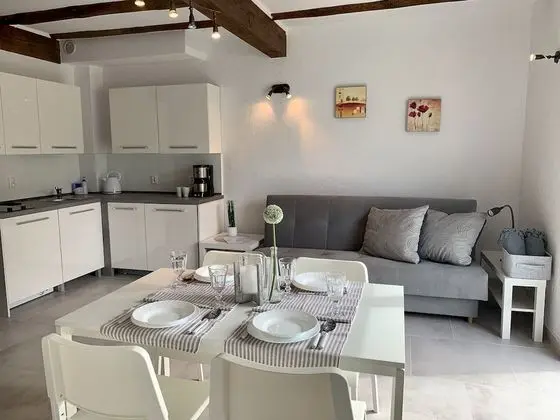 Standard Kır Evi