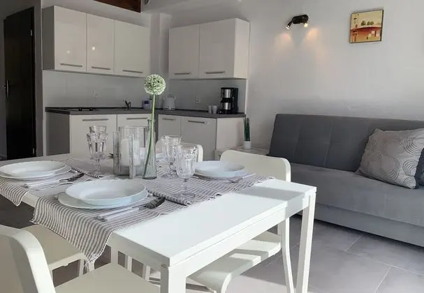 Standard Kır Evi
