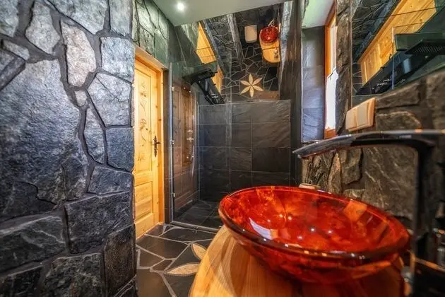 Dağ Evi, Birden Çok Yatak, Sigara İçilmez, Şömine