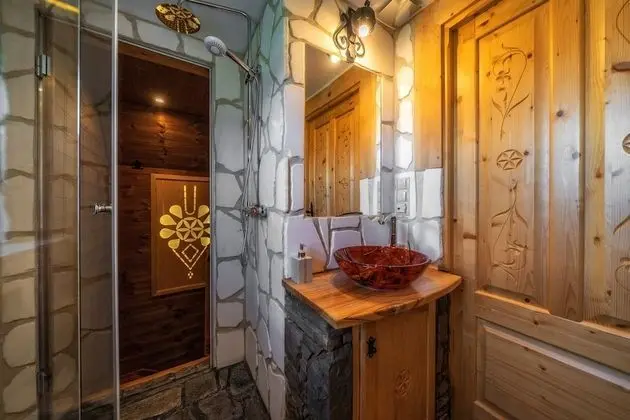 Dağ Evi, Sigara İçilmez, Sauna