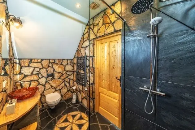 Dağ Evi, Sigara İçilmez, Sauna