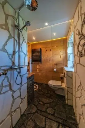 Dağ Evi, Sigara İçilmez, Sauna