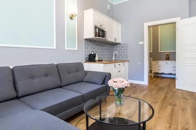 Exclusive Apart Daire, 2 Yatak Odası, Balkon, Bahçe Manzaralı