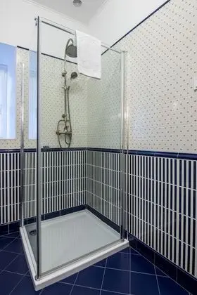 Exclusive Apart Daire, 2 Yatak Odası, Balkon, Bahçe Manzaralı