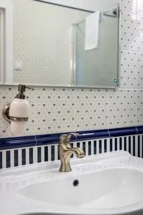 Exclusive Apart Daire, 2 Yatak Odası, Balkon, Bahçe Manzaralı