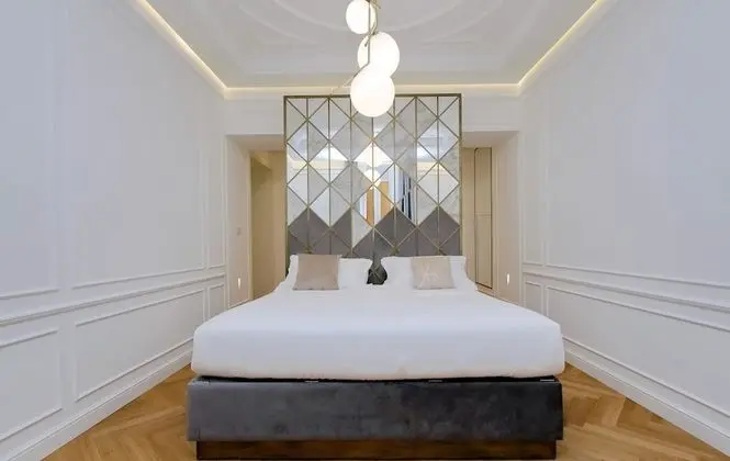 Superior Tek Büyük Yataklı Oda