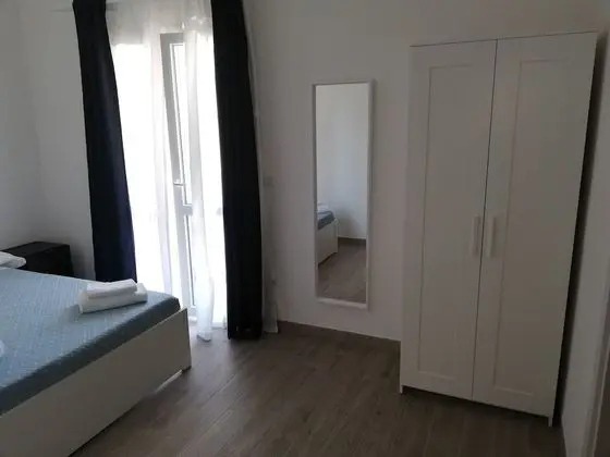 Tek Büyük Yataklı Oda, Balkon
