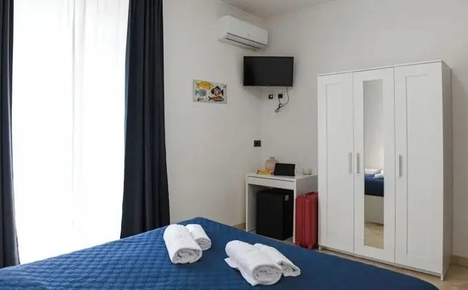 Tek Büyük Yataklı Oda, Balkon
