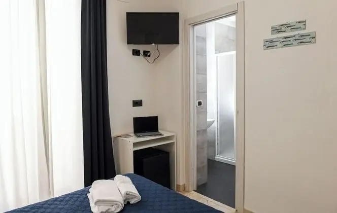 Tek Büyük Yataklı Oda, Balkon
