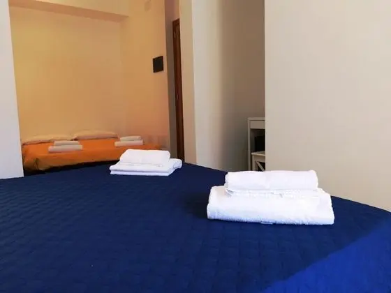 Üç Kişilik Oda, Balkon