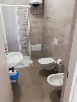 Üç Kişilik Oda, Balkon