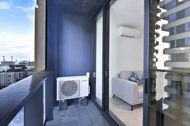 Design Apart Daire, 1 Büyük (Queen) Boy Yatak ve Çekyat