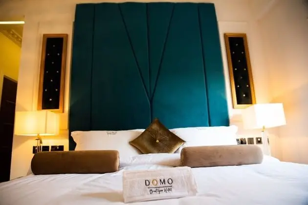 Regency Suite