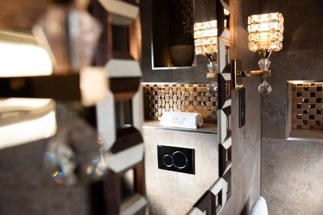 Venetian Suite
