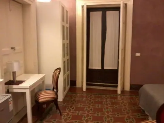 Tek Büyük veya İki Ayrı Yataklı Oda, Balkon, Şehir Manzaralı